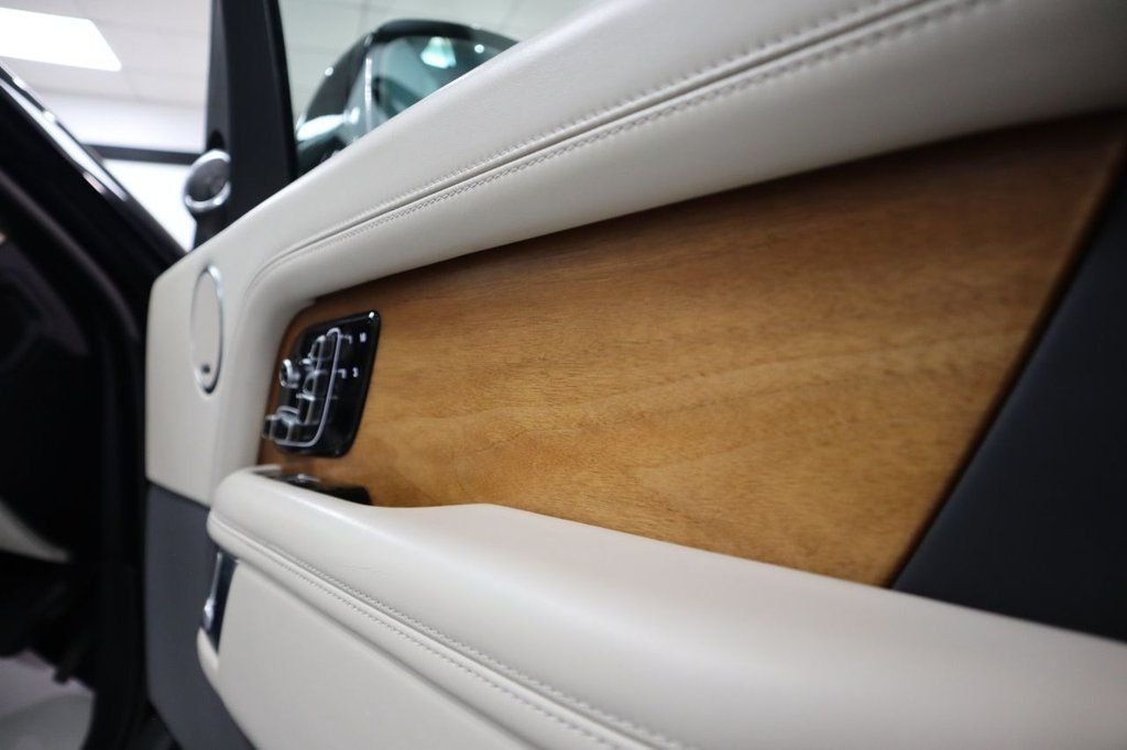 Used Land Rover Range Rover 2021 for sale - 76784046: Photo 17