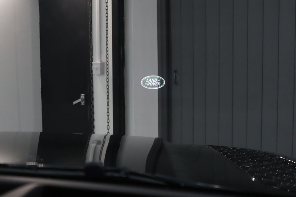 Used Land Rover Defender 2021 for sale - 76086403: Photo 27
