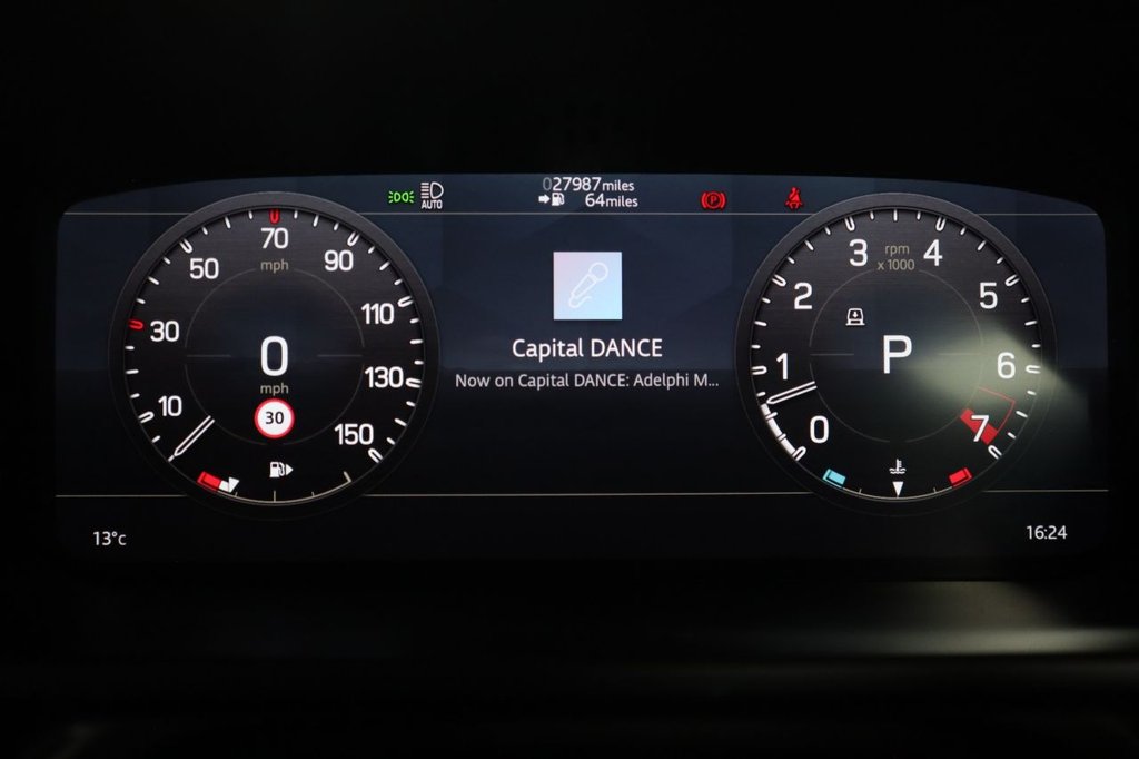 Used Land Rover Defender 2021 for sale - 76086403: Photo 32