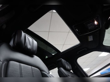 Used Land Rover Range Rover Sport 2018 for sale - 75929667: Photo