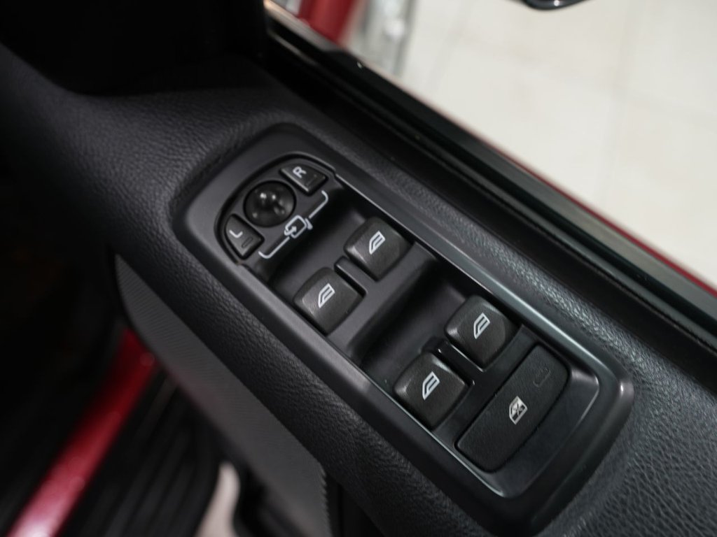 Used Land Rover Discovery 2015 for sale - 78096933: Photo 19