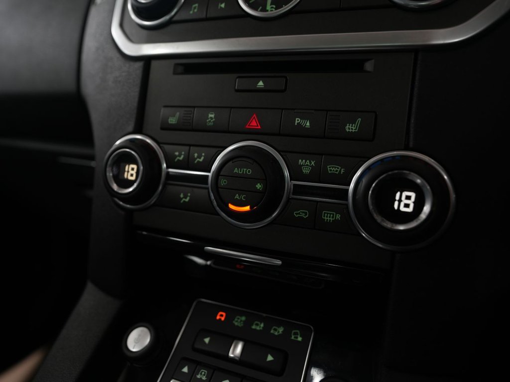 Used Land Rover Discovery 2015 for sale - 78096933: Photo 41