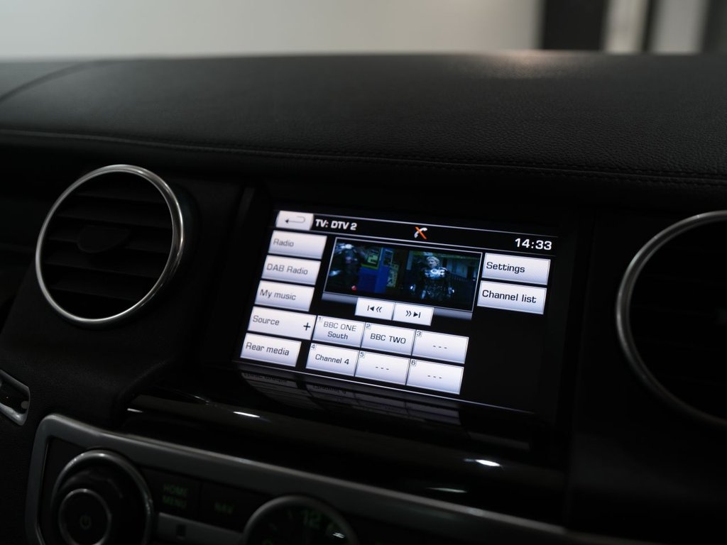 Used Land Rover Discovery 2015 for sale - 78096933: Photo 48