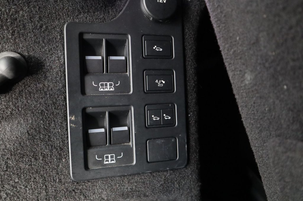 Used Land Rover Discovery 2017 for sale - 76660677: Photo 17