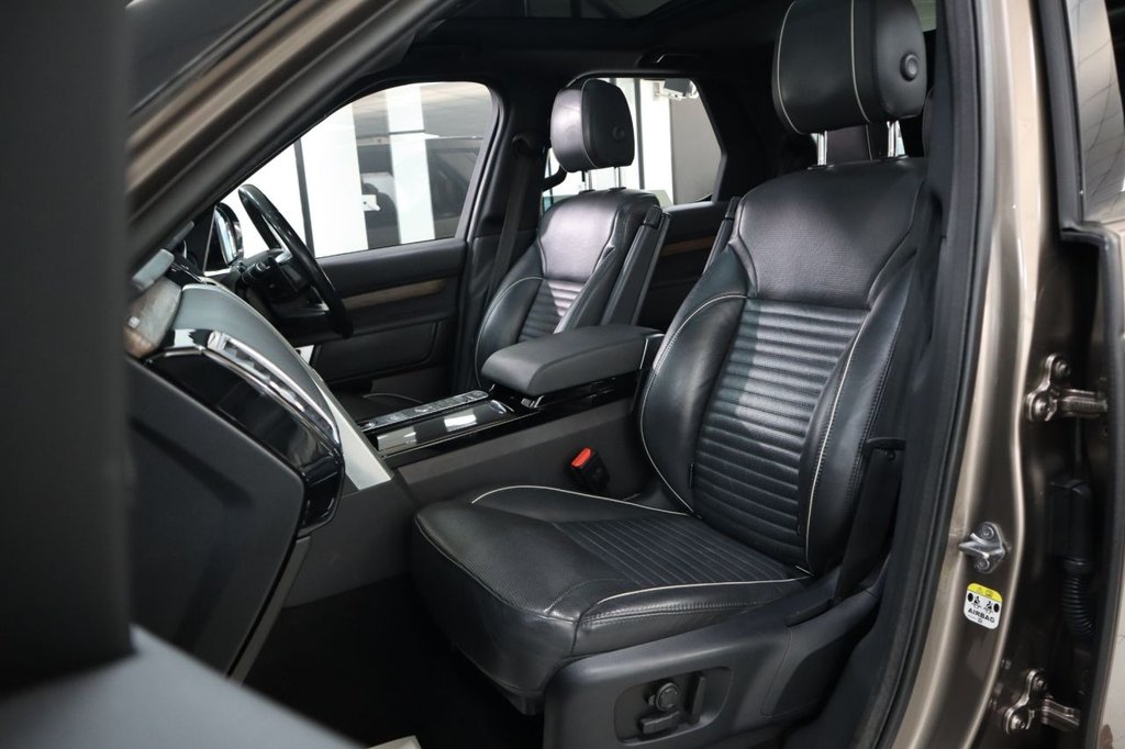 Used Land Rover Discovery 2017 for sale - 76660677: Photo 24