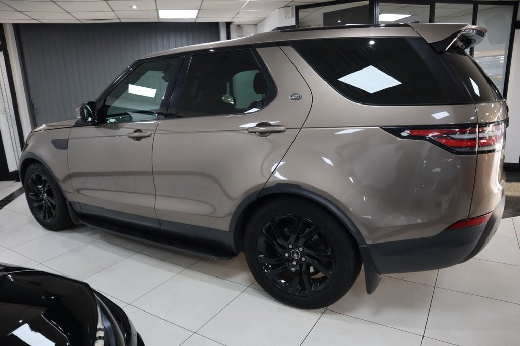 Used Land Rover Discovery 2017 for sale - 76660677: Photo 5