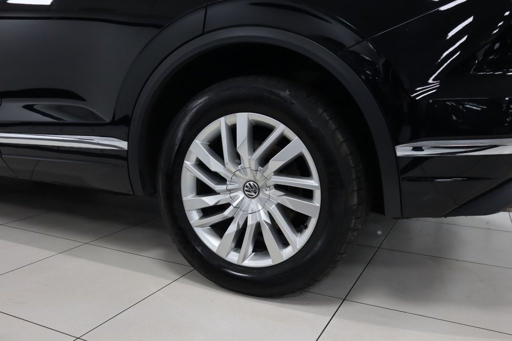 Used Volkswagen Touareg 2019 for sale - 77231969: Photo 10