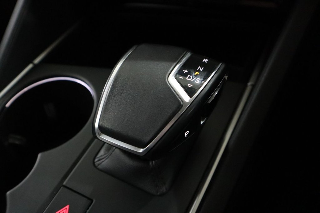 Used Volkswagen Touareg 2019 for sale - 77231969: Photo 20