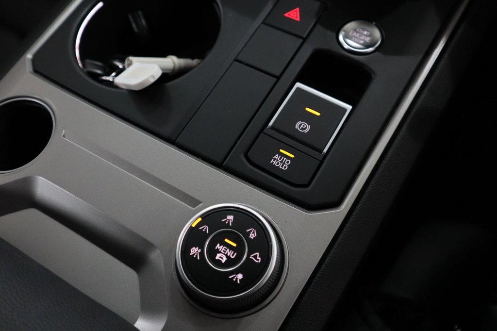 Used Volkswagen Touareg 2019 for sale - 77231969: Photo 21