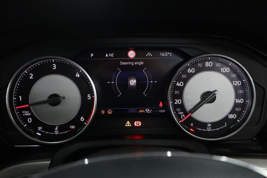 Used Volkswagen Touareg 2019 for sale - 77231969: Photo 26