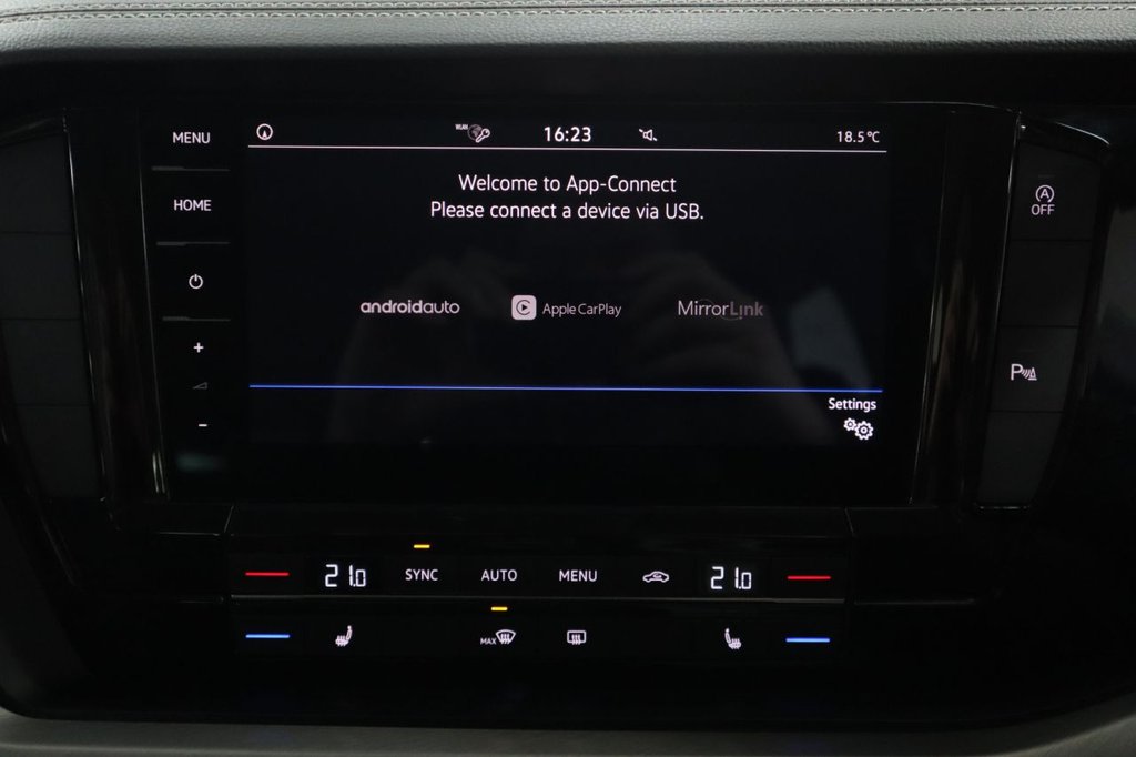 Used Volkswagen Touareg 2019 for sale - 77231969: Photo 30