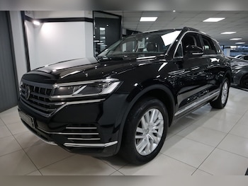 Used Volkswagen Touareg 2019 for sale - 77231969: Photo