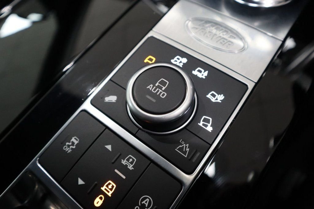 Used Land Rover Discovery 2019 for sale - 76119260: Photo 32