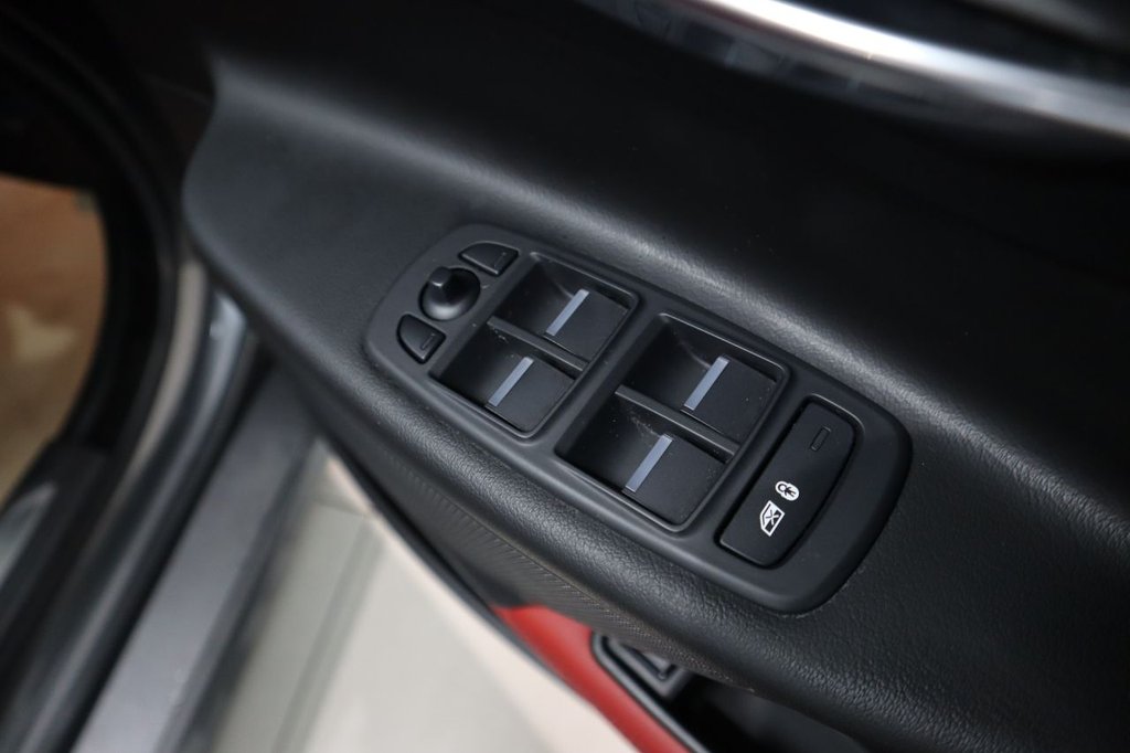 Used Jaguar XE 2016 for sale - 77614246: Photo 16