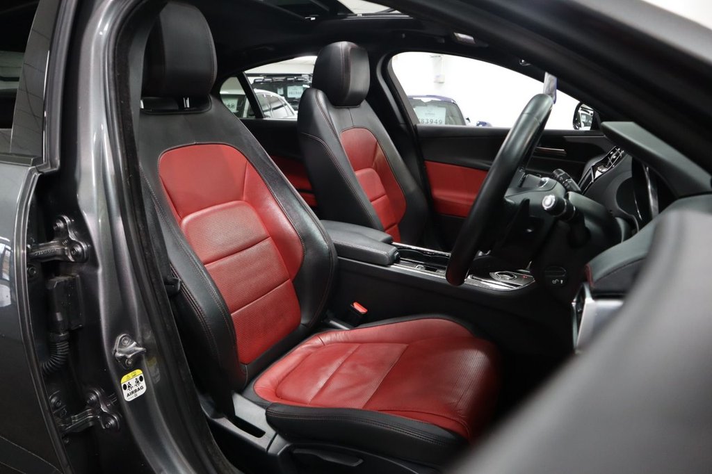 Used Jaguar XE 2016 for sale - 77614246: Photo 18