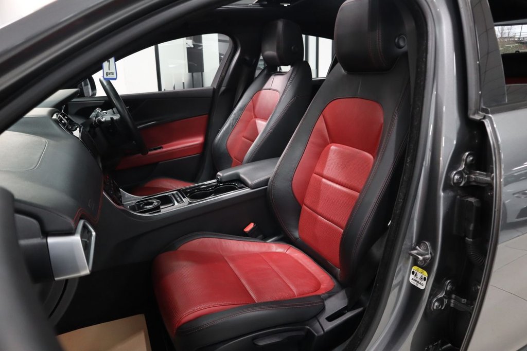 Used Jaguar XE 2016 for sale - 77614246: Photo 23