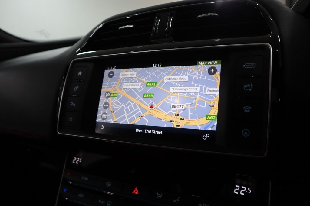 Used Jaguar XE 2016 for sale - 77614246: Photo 38