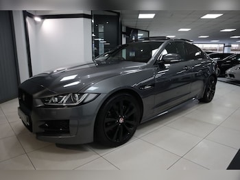 Used Jaguar XE 2016 for sale - 77614246: Photo