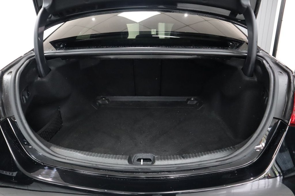 Used Mercedes-Benz C Class 2022 for sale - 76018664: Photo 8