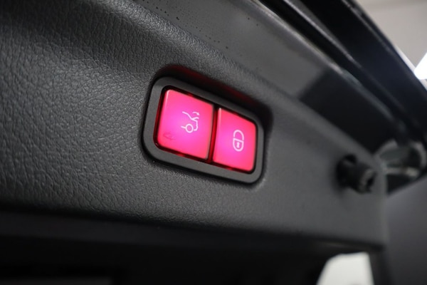 Used Mercedes-Benz C-Class 2022 for sale - 76018664: Photo 9