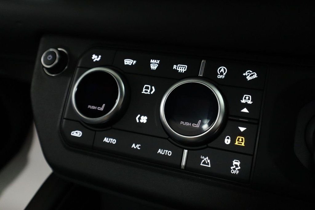 Used Land Rover Defender 2022 for sale - 77172288: Photo 16