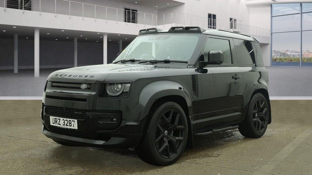 Used Land Rover Defender 2022 for sale - 77172288: Photo 2