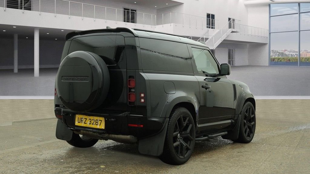 Used Land Rover Defender 2022 for sale - 77172288: Photo 5
