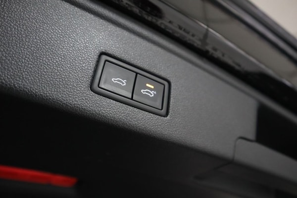 Used Volkswagen Touareg 2023 for sale - 76256732: Photo 11