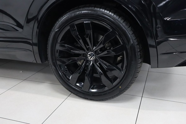 Used Volkswagen Touareg 2023 for sale - 76256732: Photo 28