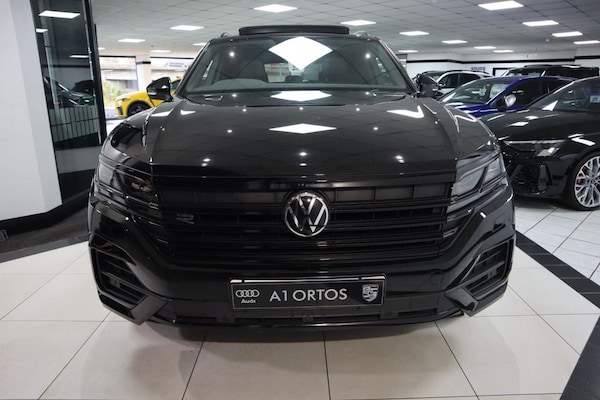 Used Volkswagen Touareg 2023 for sale - 76256732: Photo 2