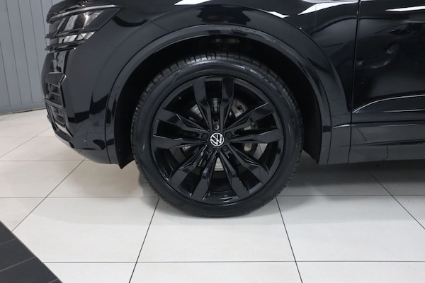 Used Volkswagen Touareg 2023 for sale - 76256732: Photo 5