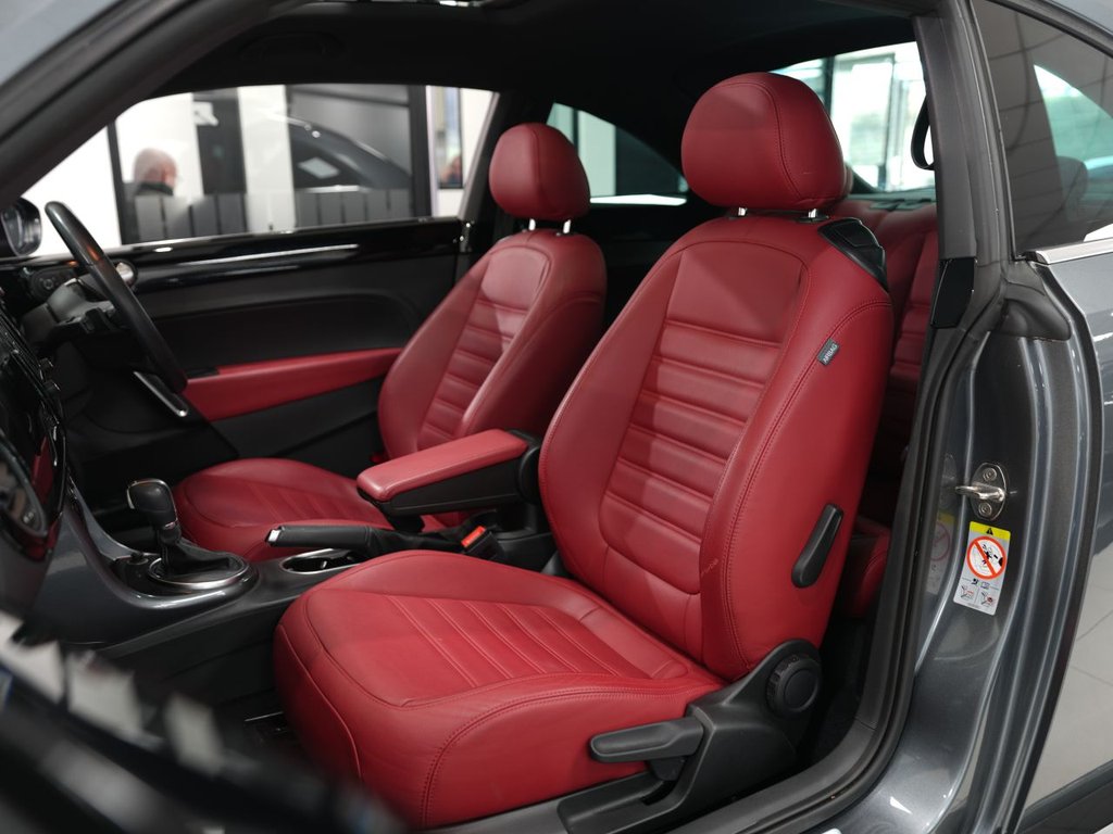 Used Volkswagen Beetle 2017 for sale - 77936080: Photo 19