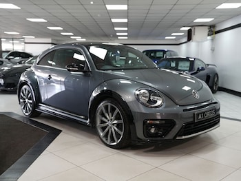 Used Volkswagen Beetle 2017 for sale - 77936080: Photo