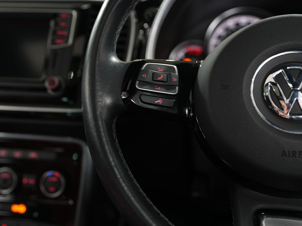 Used Volkswagen Beetle 2017 for sale - 77936080: Photo 29