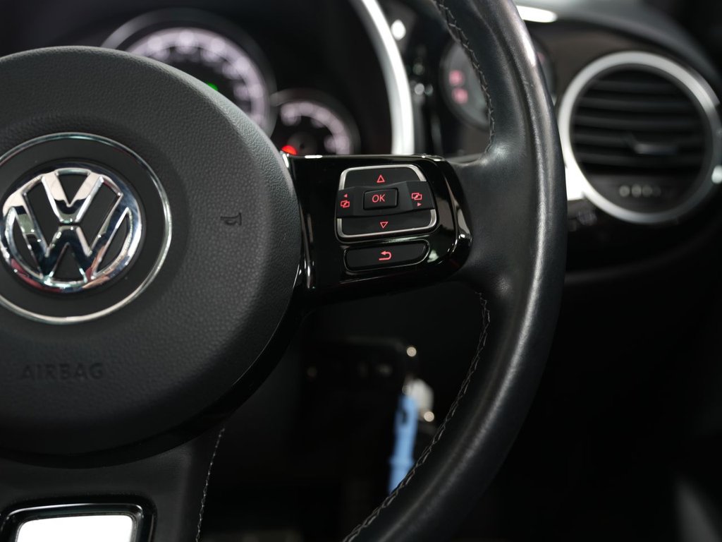 Used Volkswagen Beetle 2017 for sale - 77936080: Photo 30