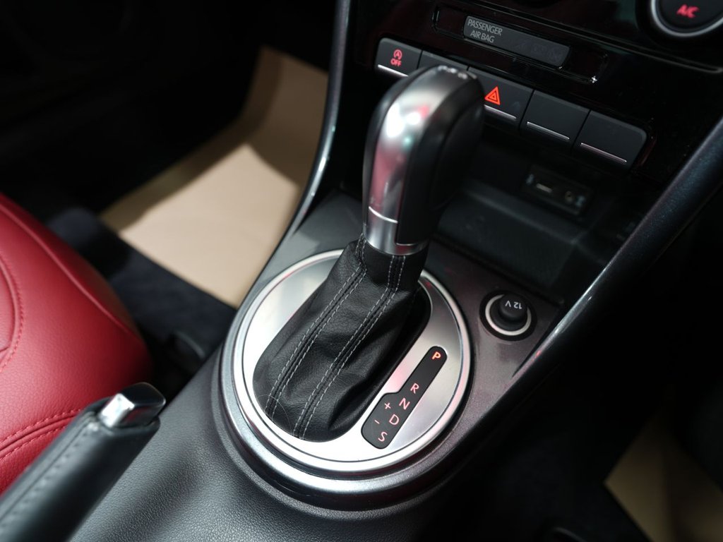 Used Volkswagen Beetle 2017 for sale - 77936080: Photo 32