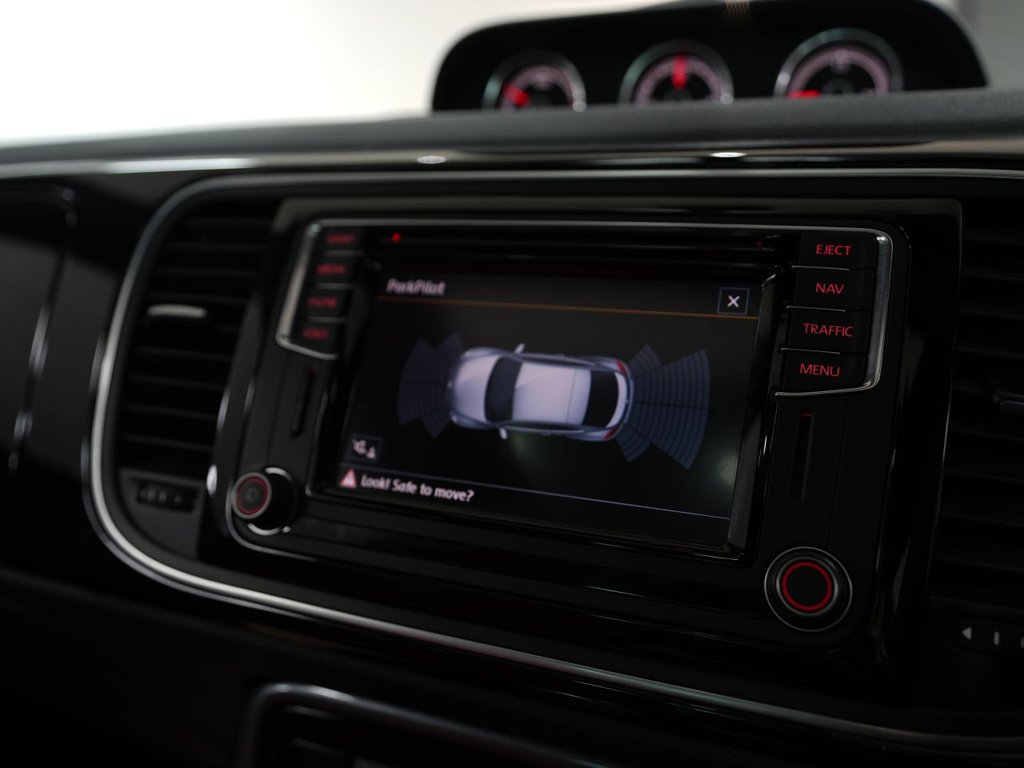 Used Volkswagen Beetle 2017 for sale - 77936080: Photo 40