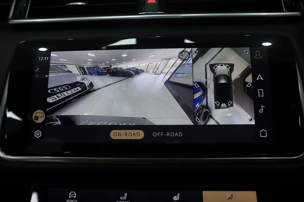 Used Land Rover Range Rover Velar 2021 for sale - 76406867: Photo 25