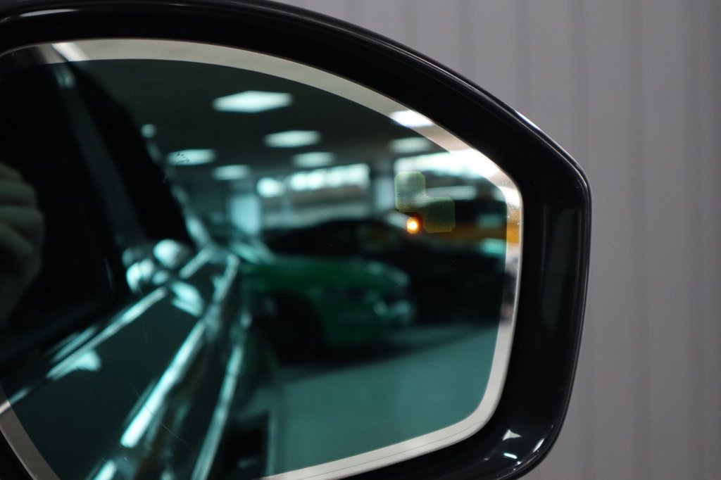 Used Land Rover Range Rover Velar 2021 for sale - 76406867: Photo 40