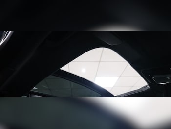 Used Land Rover Range Rover Velar 2021 for sale - 76406867: Photo