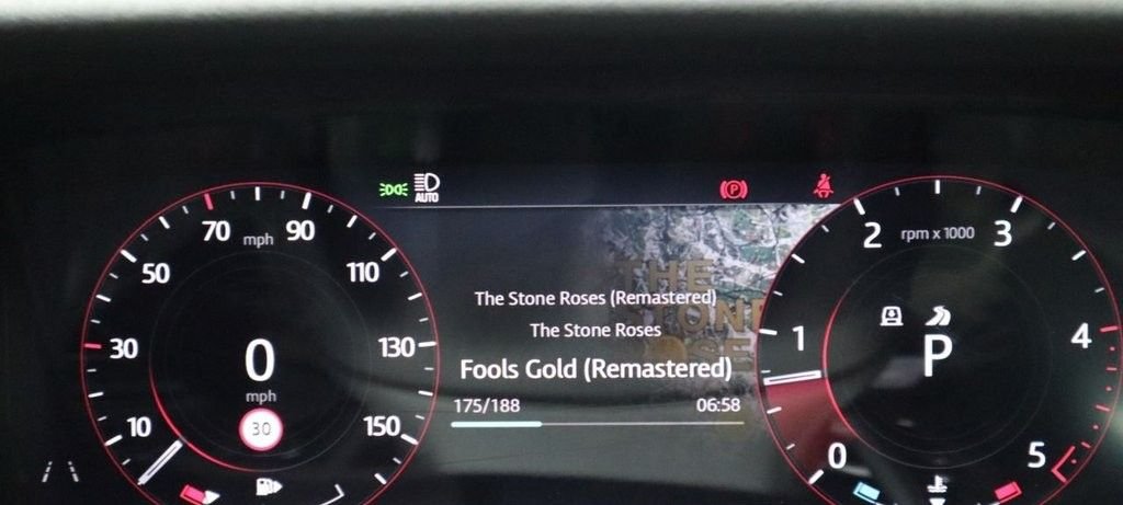 Used Land Rover Range Rover Velar 2021 for sale - 76406867: Photo 9