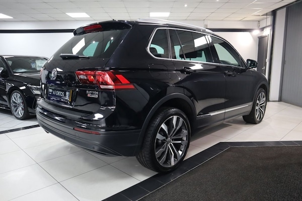 Used Volkswagen Tiguan 2018 for sale - 76303700: Photo 11