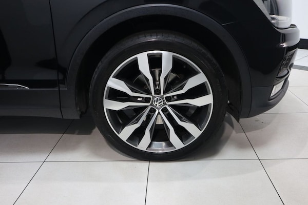 Used Volkswagen Tiguan 2018 for sale - 76303700: Photo 12