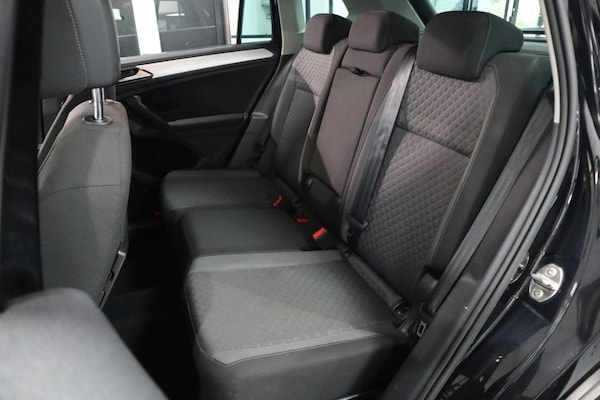 Used Volkswagen Tiguan 2018 for sale - 76303700: Photo 19