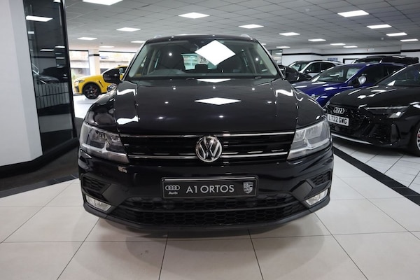 Used Volkswagen Tiguan 2018 for sale - 76303700: Photo 2