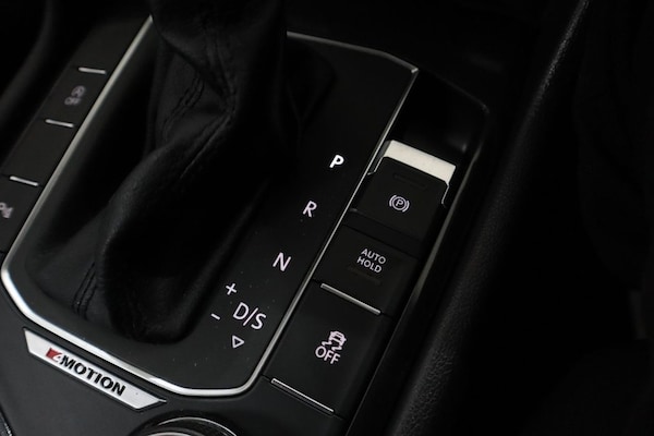 Used Volkswagen Tiguan 2018 for sale - 76303700: Photo 30