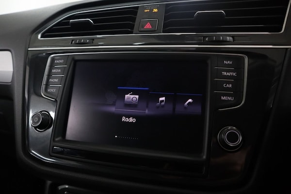 Used Volkswagen Tiguan 2018 for sale - 76303700: Photo 35