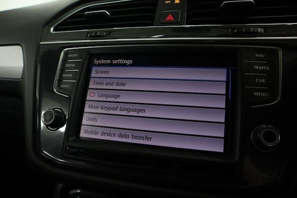 Used Volkswagen Tiguan 2018 for sale - 76303700: Photo 42