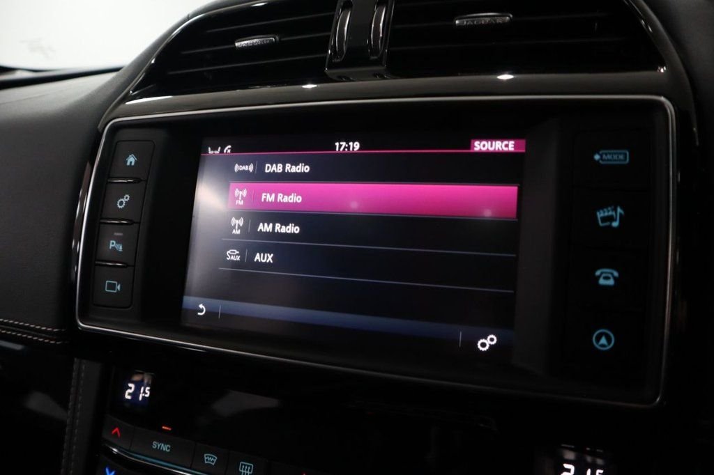 Used Jaguar F-Pace 2018 for sale - 76482187: Photo 25