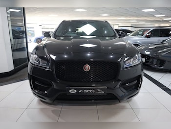 Used Jaguar F-Pace 2018 for sale - 76482187: Photo